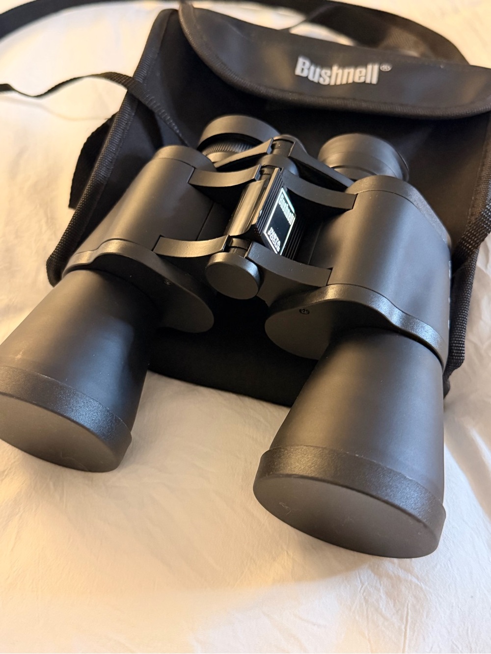Bushnell Black Binoculars with Carry Case 20x50